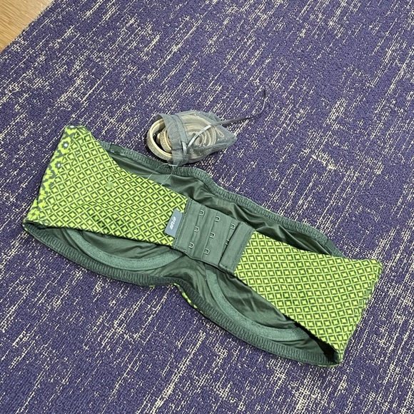 Aerie bandeau bra top - 32D - Picture 2 of 5